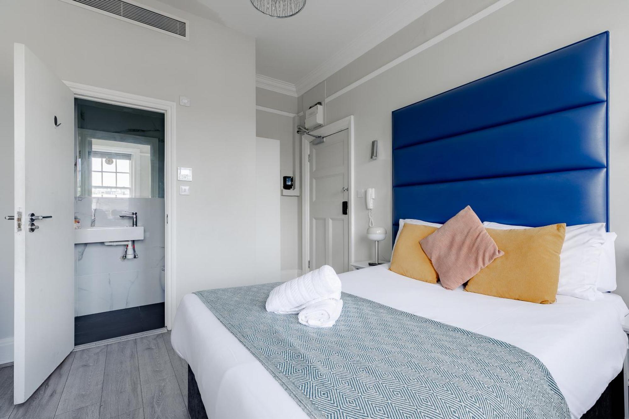 Apartments In The Heart Of High Street Kensington London Exterior photo