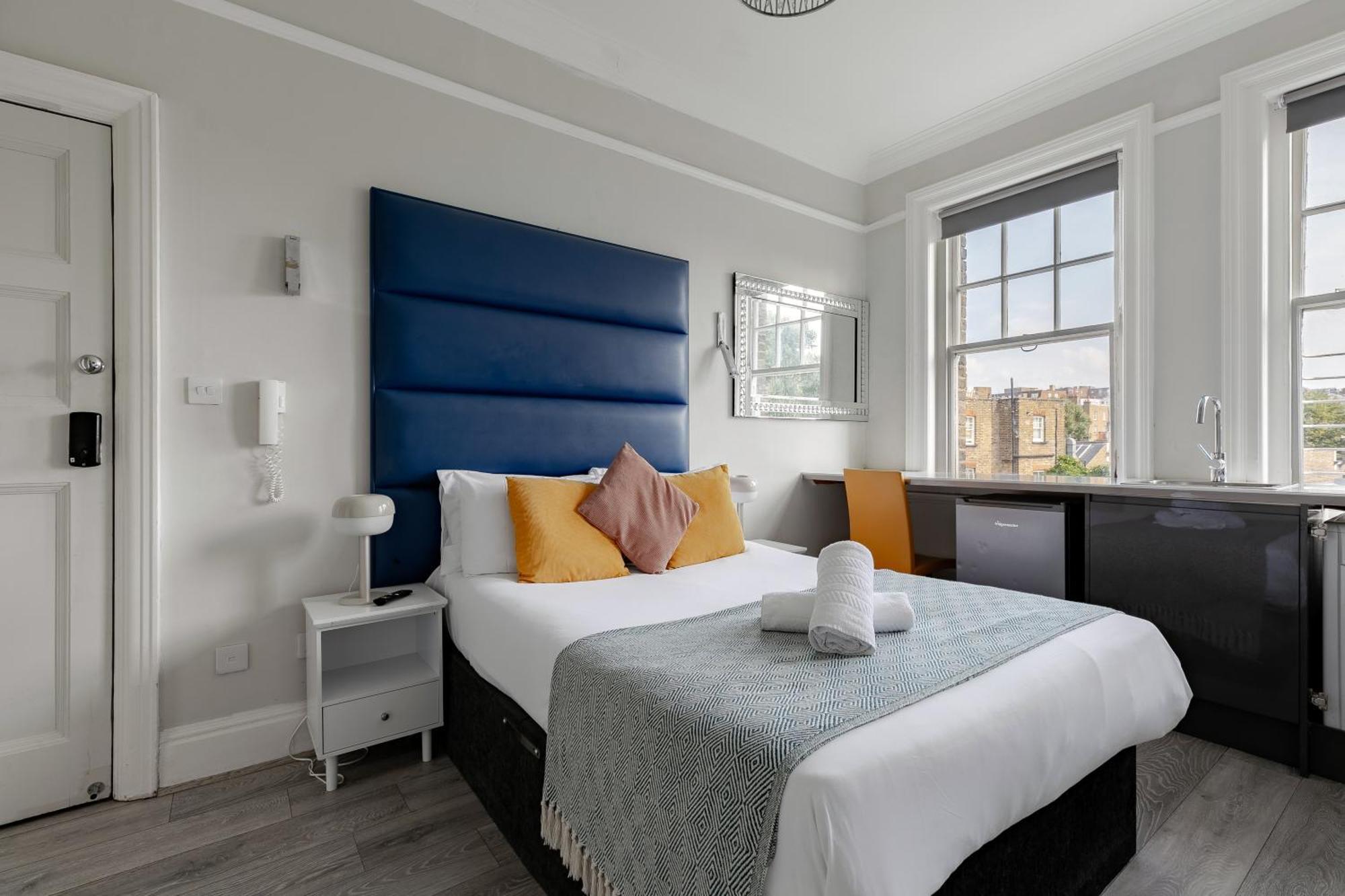 Apartments In The Heart Of High Street Kensington London Exterior photo